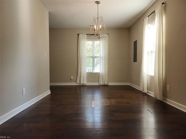 632 W 27th ST, Norfolk, VA 23517