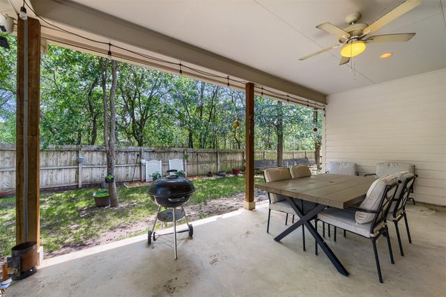 115 Mokulua LN, Bastrop, TX 78602