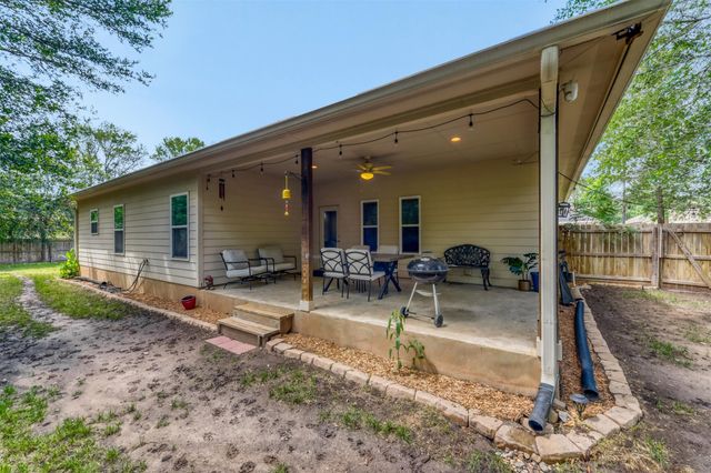 115 Mokulua LN, Bastrop, TX 78602