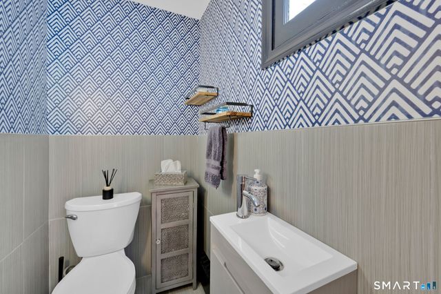 153 Brewster Road, West Hartford, CT 06117