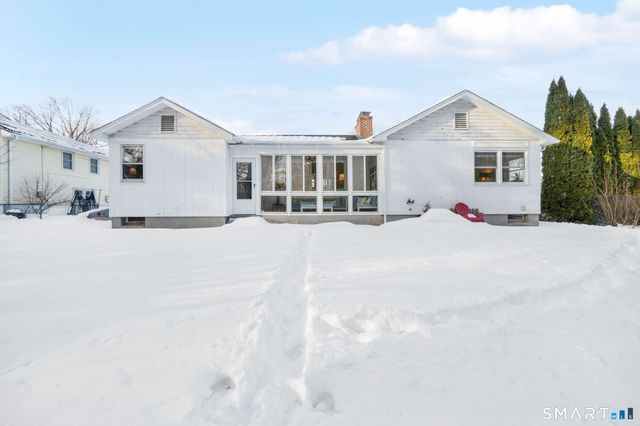 153 Brewster Road, West Hartford, CT 06117