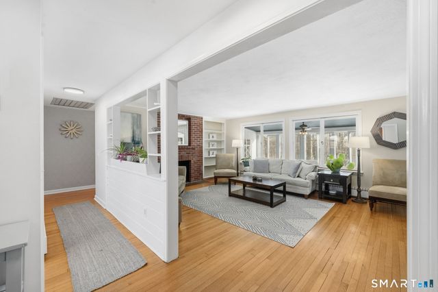 153 Brewster Road, West Hartford, CT 06117