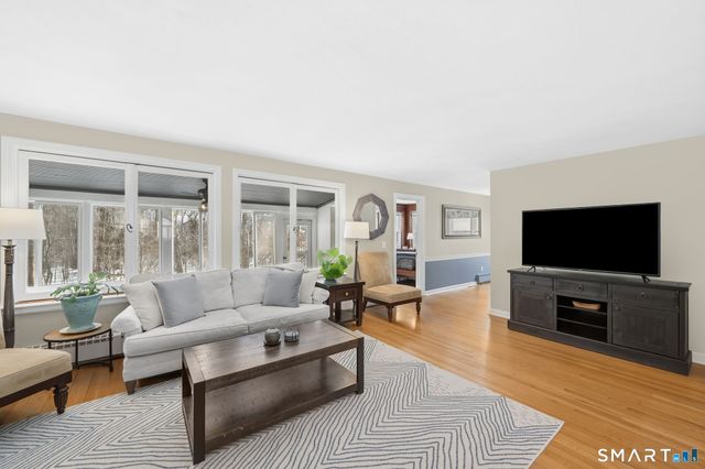 153 Brewster Road, West Hartford, CT 06117