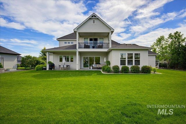 939 S Lake Pointe Way, Eagle, ID 83616
