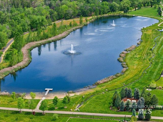 939 S Lake Pointe Way, Eagle, ID 83616