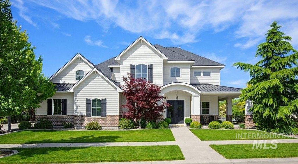 939 S Lake Pointe Way, Eagle, ID 83616