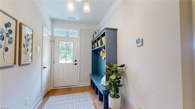 908 Jennings Ln, Chesapeake, VA 23322