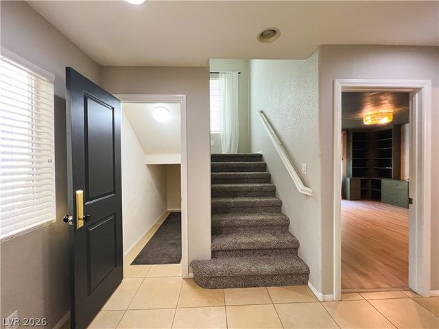 9838 November Rain Street, Las Vegas, NV 89178