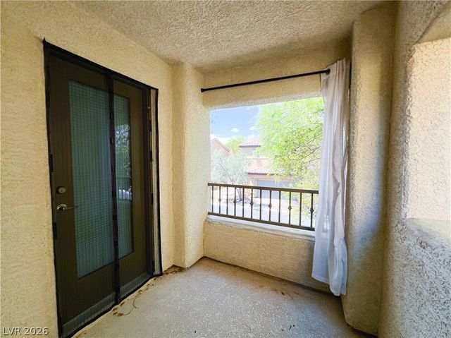 9838 November Rain Street, Las Vegas, NV 89178