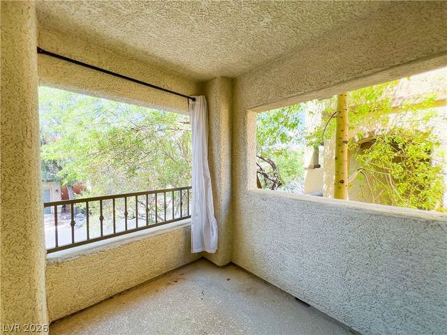 9838 November Rain Street, Las Vegas, NV 89178