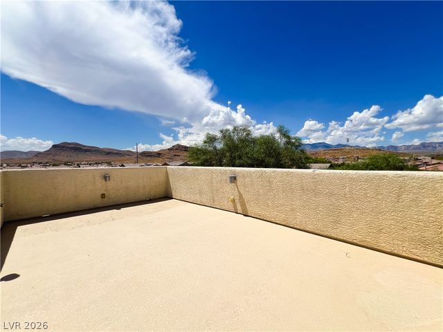 9838 November Rain Street, Las Vegas, NV 89178