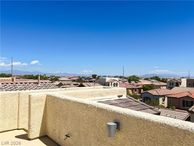 9838 November Rain Street, Las Vegas, NV 89178