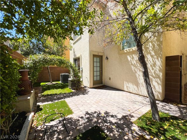 9838 November Rain Street, Las Vegas, NV 89178