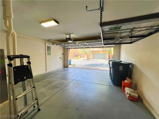 9838 November Rain Street, Las Vegas, NV 89178