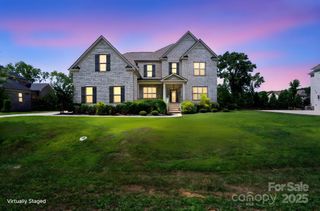 1206 Grand Oak Drive, Waxhaw, NC 28173
