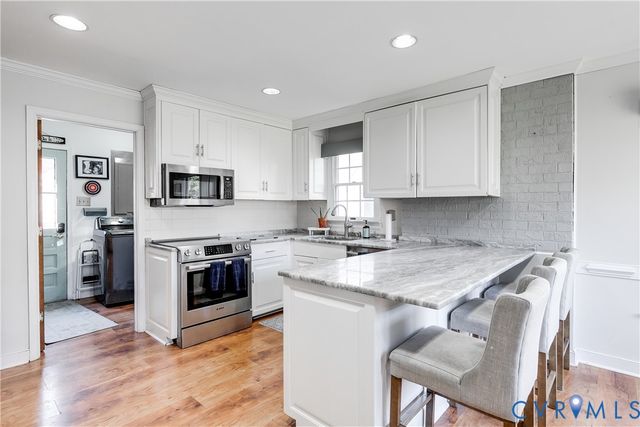 2221 Autumn Oaks Ln, Powhatan, VA 23139