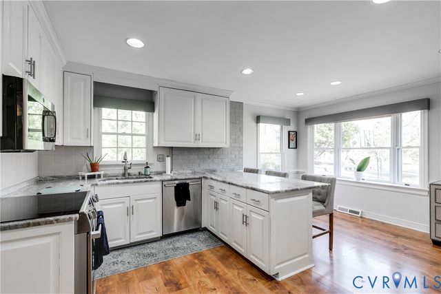 2221 Autumn Oaks Ln, Powhatan, VA 23139