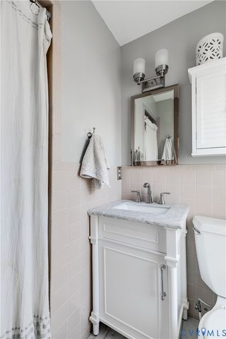 2221 Autumn Oaks Ln, Powhatan, VA 23139