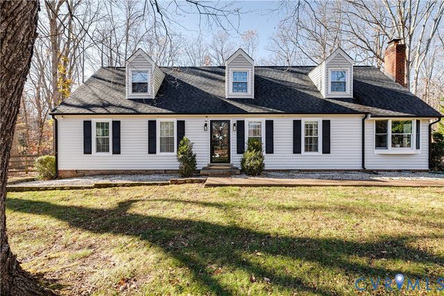 2221 Autumn Oaks Ln, Powhatan, VA 23139
