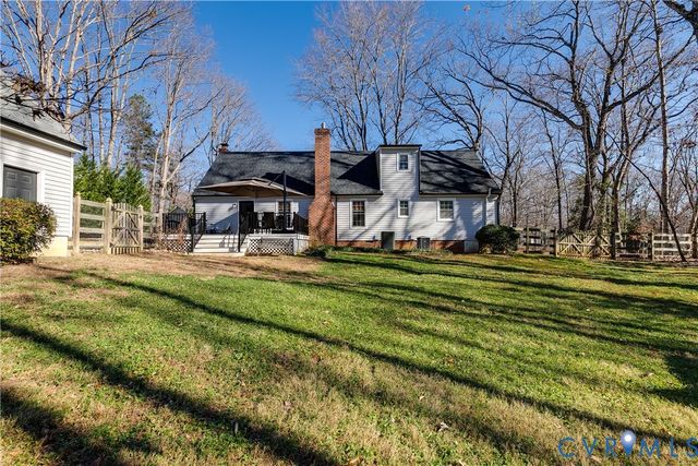 2221 Autumn Oaks Ln, Powhatan, VA 23139
