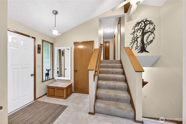 1981 NE 11th Ave, Oak Harbor, WA 98277