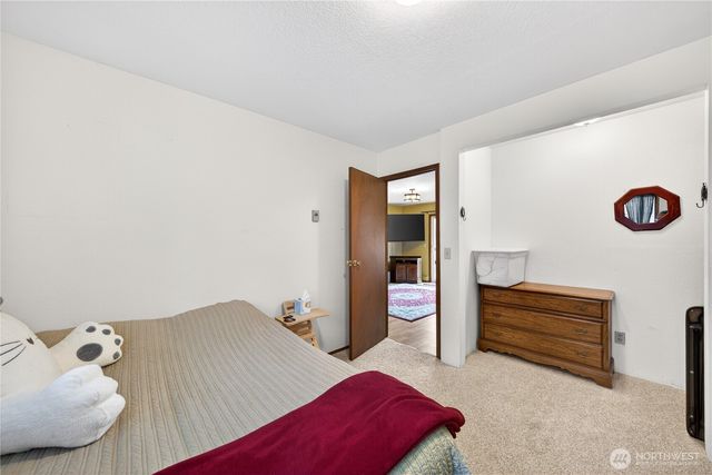 1981 NE 11th Ave, Oak Harbor, WA 98277