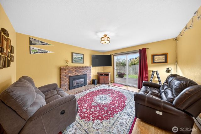 1981 NE 11th Ave, Oak Harbor, WA 98277