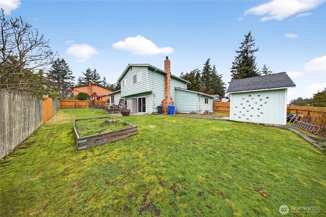1981 NE 11th Ave, Oak Harbor, WA 98277