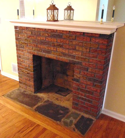 16 VARMAR DR, New Castle, DE 19720