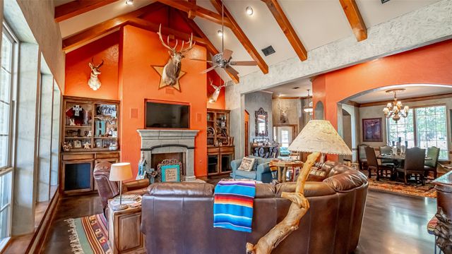 345 Sugartree Circle, Lipan, TX 76462