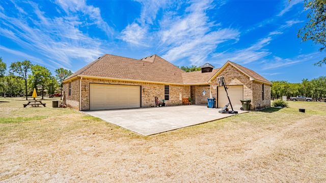 345 Sugartree Circle, Lipan, TX 76462