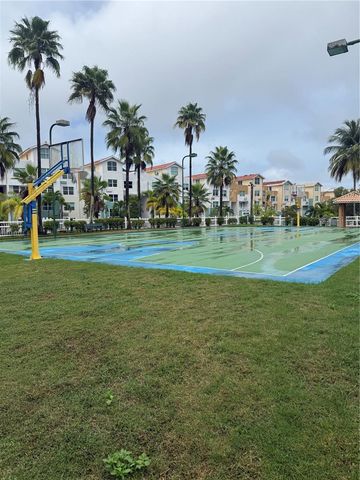 7-21 BOULEVARD DE LA MEDIA LUNA 7-21, Carolina, PR 00987