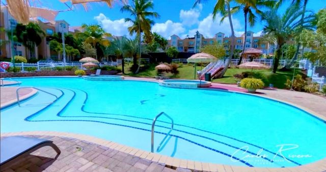 7-21 BOULEVARD DE LA MEDIA LUNA 7-21, Carolina, PR 00987