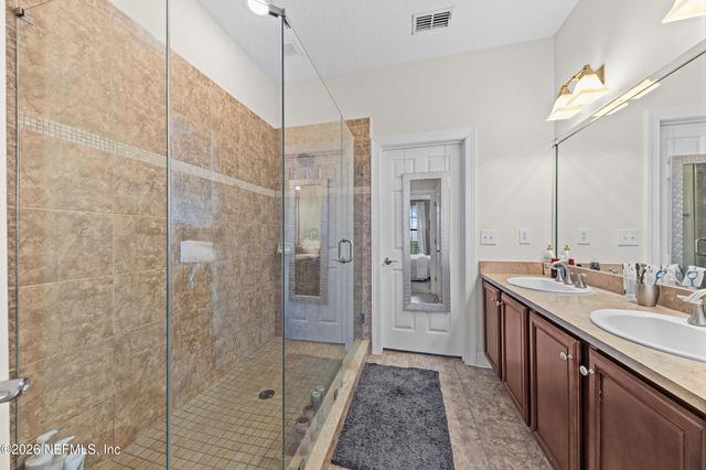 9823 TAPESTRY PARK Circle 104, Jacksonville, FL 32246
