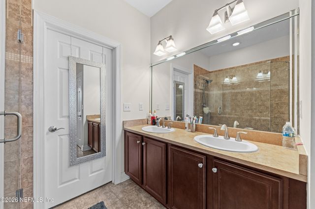 9823 TAPESTRY PARK Circle 104, Jacksonville, FL 32246