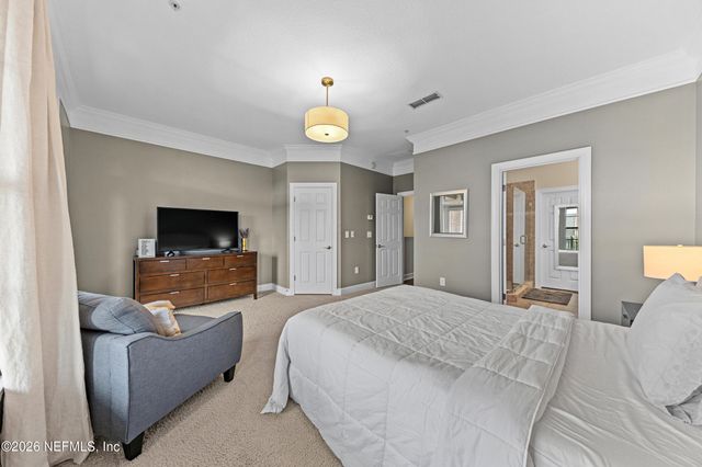 9823 TAPESTRY PARK Circle 104, Jacksonville, FL 32246