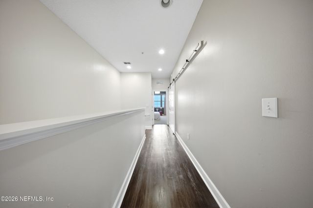 9823 TAPESTRY PARK Circle 104, Jacksonville, FL 32246
