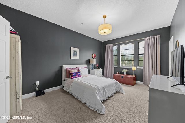9823 TAPESTRY PARK Circle 104, Jacksonville, FL 32246