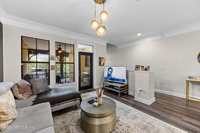 9823 TAPESTRY PARK Circle 104, Jacksonville, FL 32246