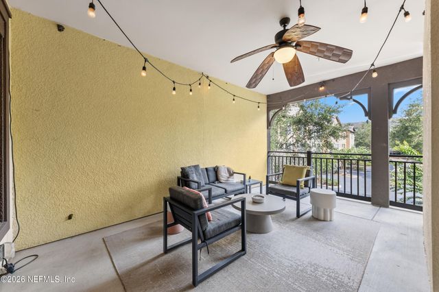 9823 TAPESTRY PARK Circle 104, Jacksonville, FL 32246