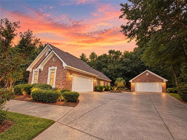 865 Streamside Drive, Mcdonough, GA 30252