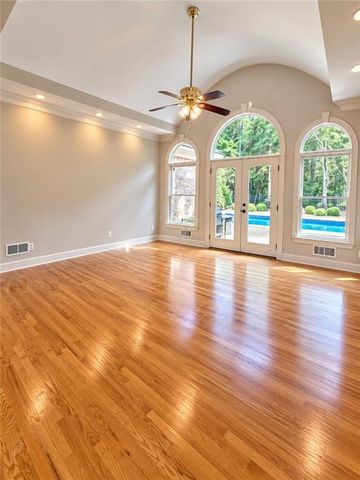 865 Streamside Drive, Mcdonough, GA 30252