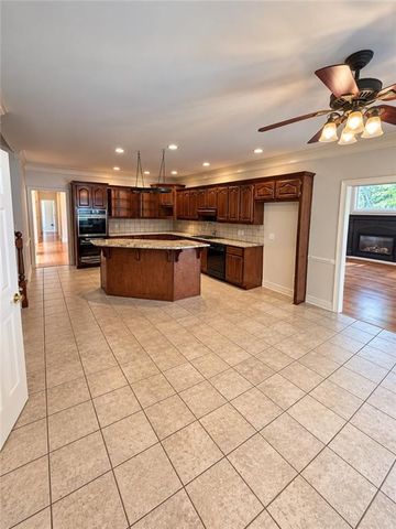 865 Streamside Drive, Mcdonough, GA 30252