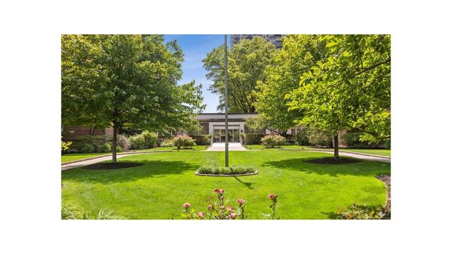 11220 72nd Dr Apt C27, New York City, NY 11375