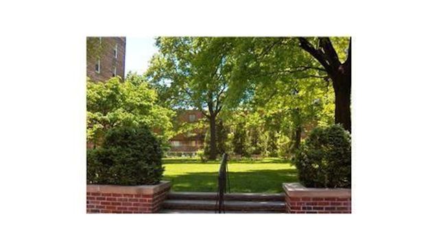 11220 72nd Dr Apt C27, New York City, NY 11375