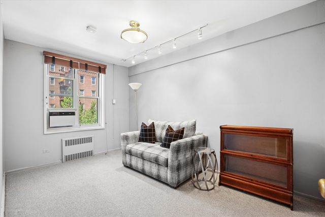 11220 72nd Dr Apt C27, New York City, NY 11375