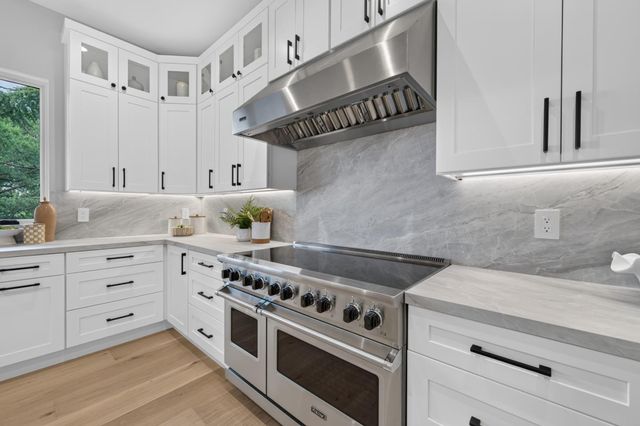 110 Sporleder Court, Los Gatos, CA 95032