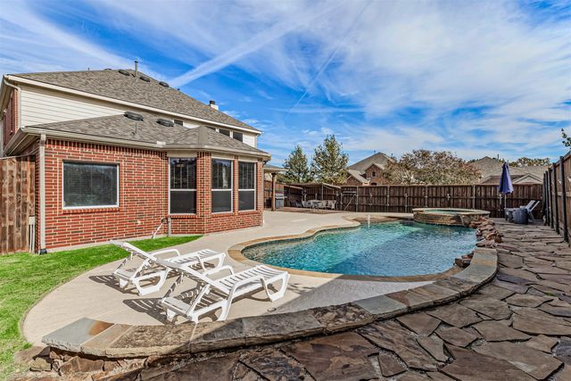 204 Leonard Way, Fate, TX 75087