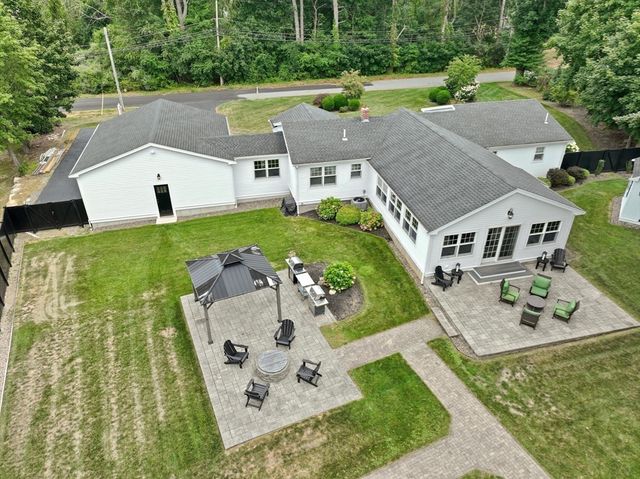 3 Clay Street, Middleboro, MA 02346