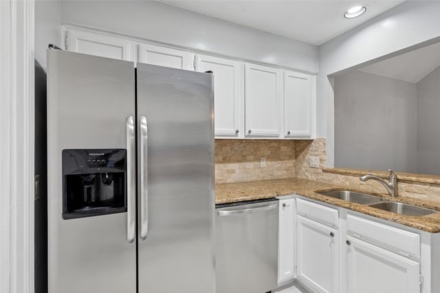 17820 Windflower Way 503, Dallas, TX 75252